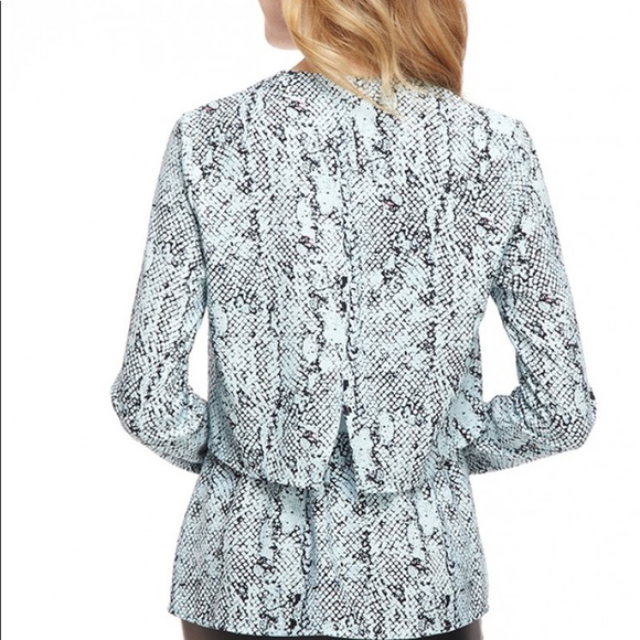 NWT COOPER AND ELLA EVIE BLOUSE - MODERN SNAKE PRINT Size Large - Picture 3 of 10